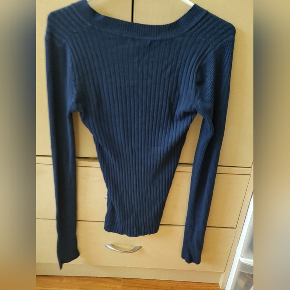 Blue V-Neck Sweater M - Picture 3 of 5